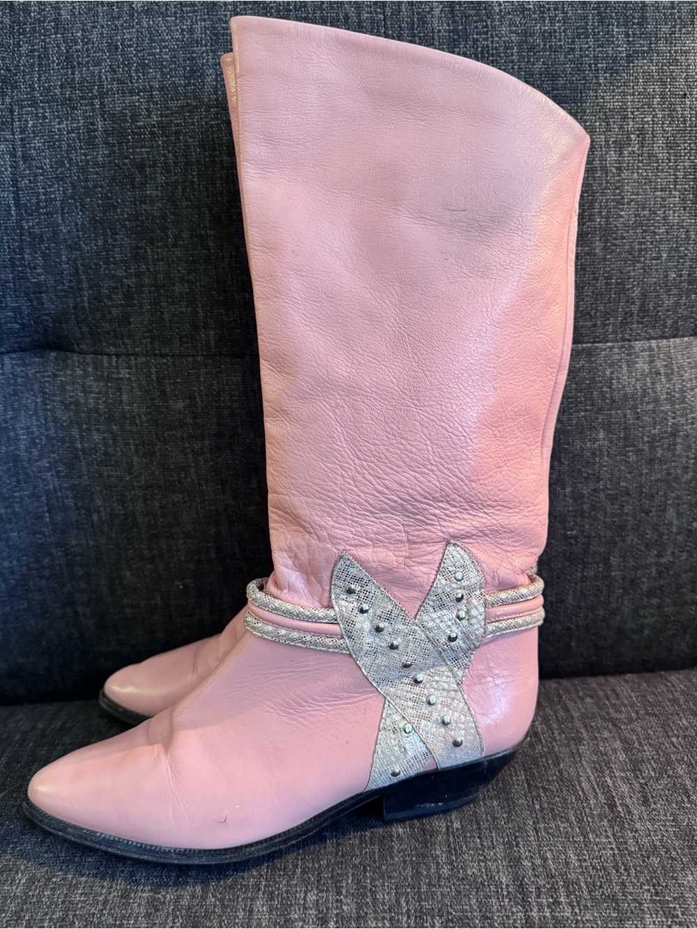 Vintage pink Arnold Churgin leather boots - Picture 3 of 14